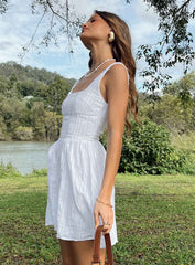 Lorinda Mini Dress White Petite