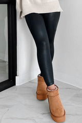 Hazel Blues® | Pocketed V-Cut Waist Leggings