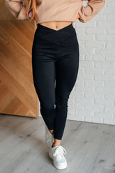 Hazel Blues® | Do The Most V Front Leggings