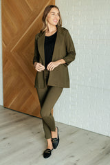 Hazel Blues® | Magic Ankle Crop Skinny Pants in Olive