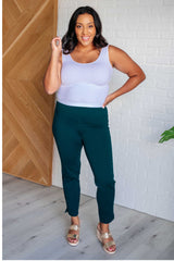 Hazel Blues® | Magic Ankle Crop Skinny Pants in Hunter Green