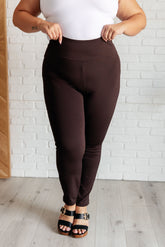 Hazel Blues® | Magic Skinny 28" Pants in Chocolate