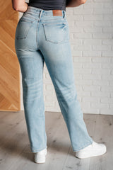Hazel Blues® | Patricia High Rise Rigid Magic 90's Straight Jeans