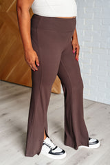 Hazel Blues® | Stamina Stride Flare Leggings in Espresso