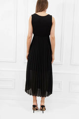 Honor Gold Tess Black Pleated Midi Dress