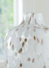 Keelton Vase