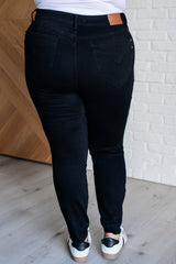Hazel Blues® |  Nicole Tummy Control Skinny Jeans in Black