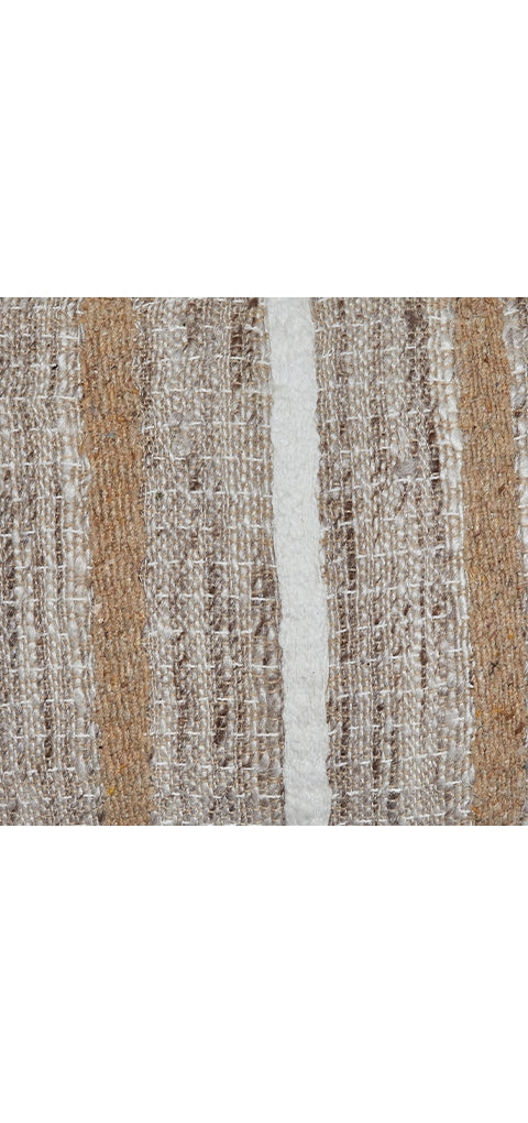 Benish Pillow